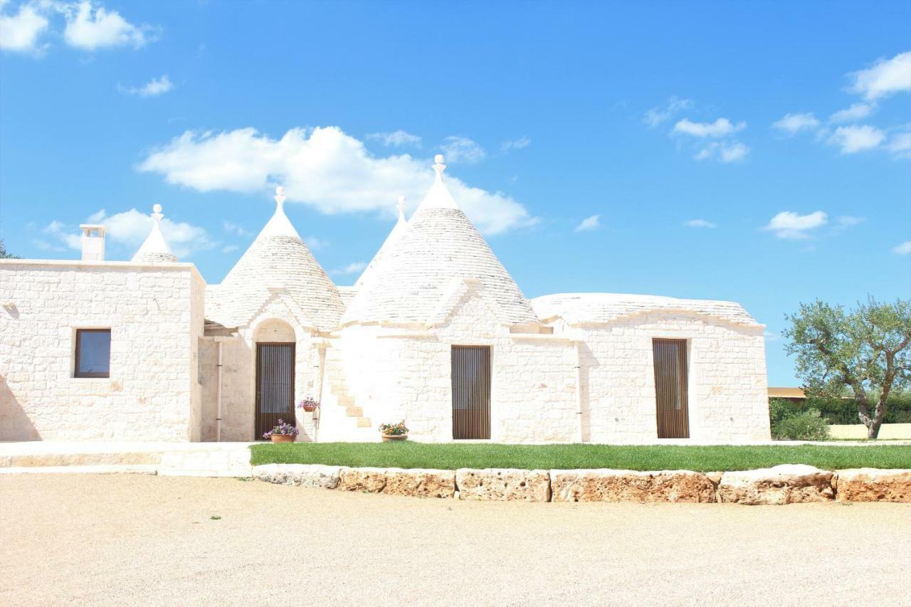 Вилла I Trulli Del Mulino Локоротондо Экстерьер фото